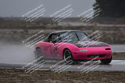 media/Nov-15-2025-CalClub SCCA (Sat) [[7bfa5a7151]]/Race/Group 4/